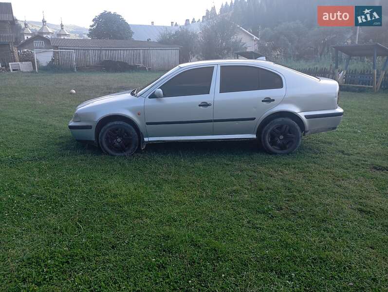 Універсал Skoda Octavia 2000 в Путилі