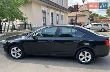 Лифтбек Skoda Octavia 2013 в 