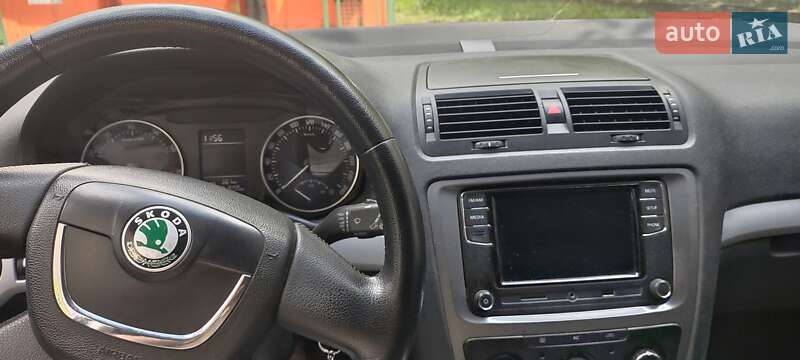 Ліфтбек Skoda Octavia 2010 в Львові