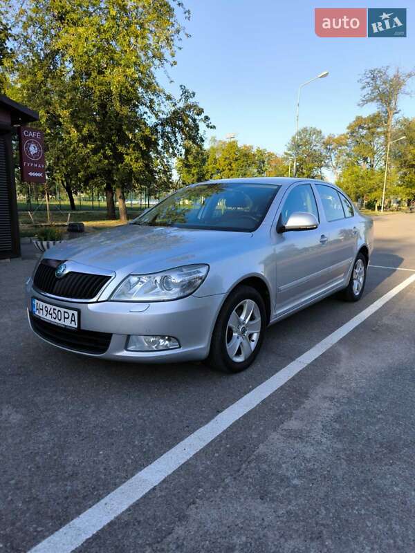 Лифтбек Skoda Octavia 2012 в Краматорске