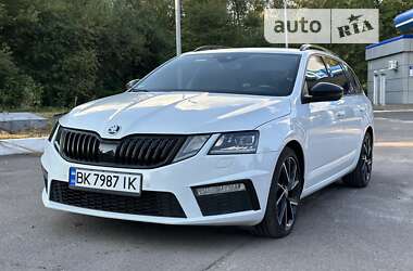 Универсал Skoda Octavia 2019 в Ровно