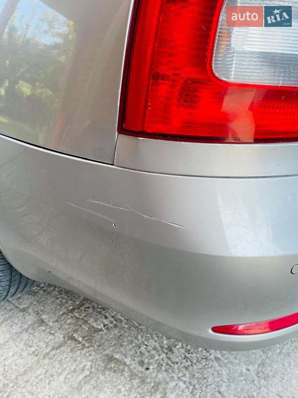 Універсал Skoda Octavia 2011 в Новгород-Сіверському