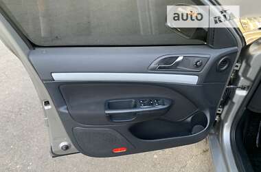 Лифтбек Skoda Octavia 2011 в 