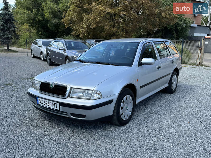 Универсал Skoda Octavia 2000 в Днепре