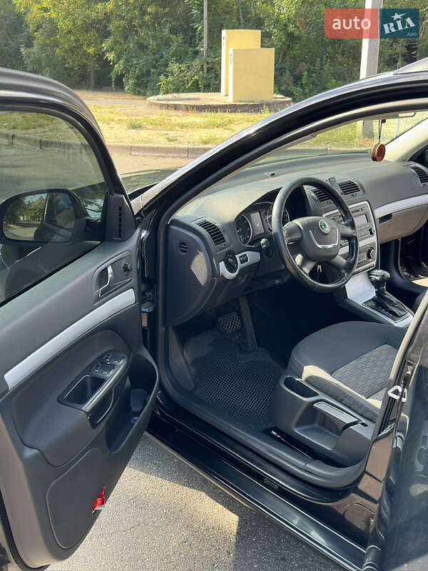 Универсал Skoda Octavia 2010 в Кривом Роге
