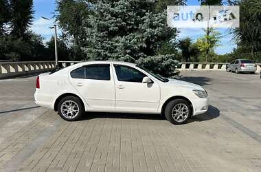 Лифтбек Skoda Octavia 2012 в Днепре