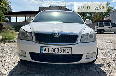 Универсал Skoda Octavia 2010 в Обухове