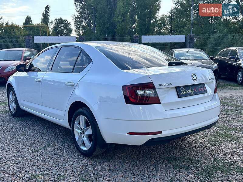 Лифтбек Skoda Octavia 2017 в Одессе