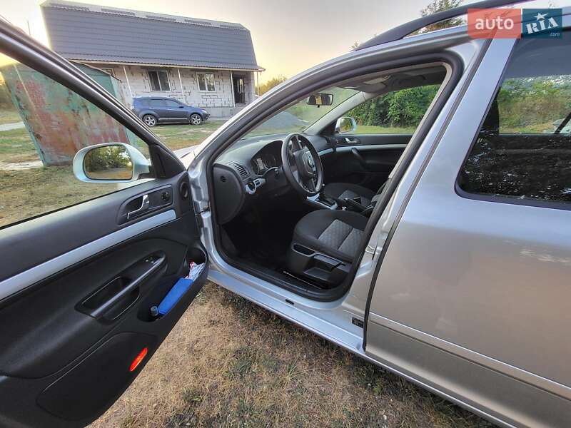 Универсал Skoda Octavia 2009 в Горишних Плавнях