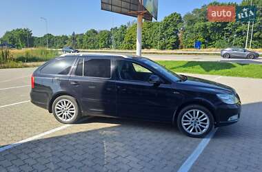 Универсал Skoda Octavia 2012 в 