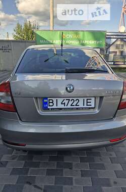 Лифтбек Skoda Octavia 2012 в 