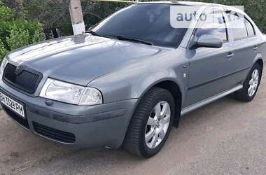 Лифтбек Skoda Octavia 2002 в Одессе