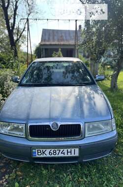 Ліфтбек Skoda Octavia 2005 в Рівному