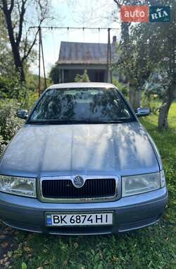 Лифтбек Skoda Octavia 2005 в 