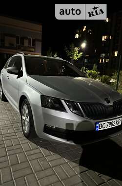 Универсал Skoda Octavia 2017 в Днепре