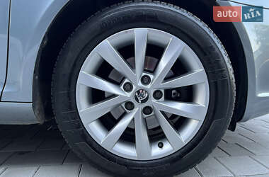 Ліфтбек Skoda Octavia 2012 в 