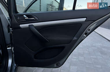 Ліфтбек Skoda Octavia 2012 в 