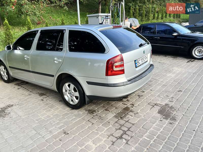 Универсал Skoda Octavia 2006 в Львове