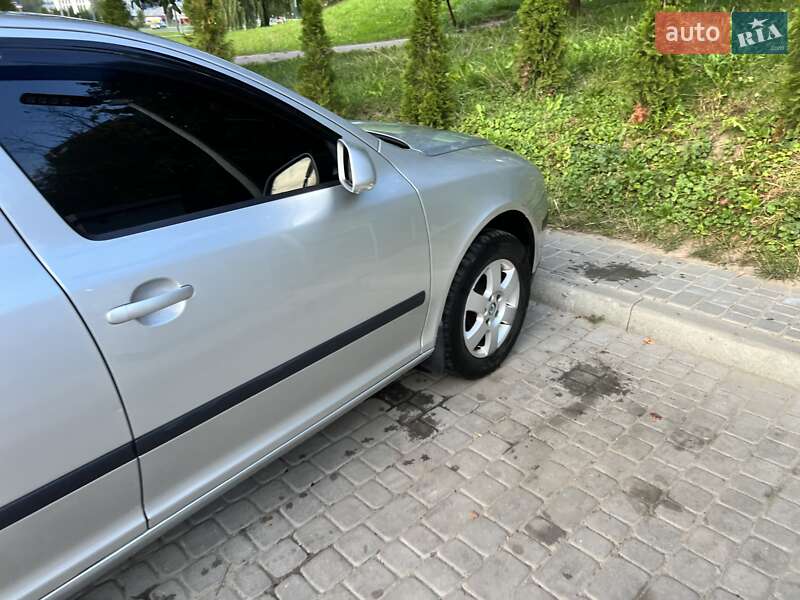 Универсал Skoda Octavia 2006 в Львове