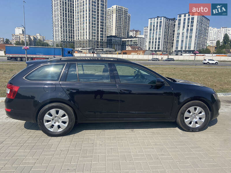 Універсал Skoda Octavia 2015 в Києві