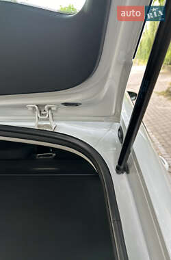 Універсал Skoda Octavia 2017 в Острозі