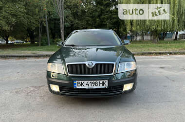 Лифтбек Skoda Octavia 2007 в Ровно