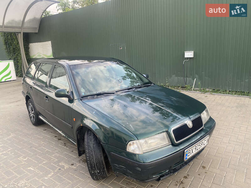 Универсал Skoda Octavia 2000 в 