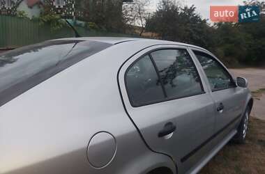 Лифтбек Skoda Octavia 1999 в 