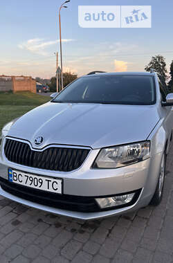 Універсал Skoda Octavia 2015 в Дрогобичі