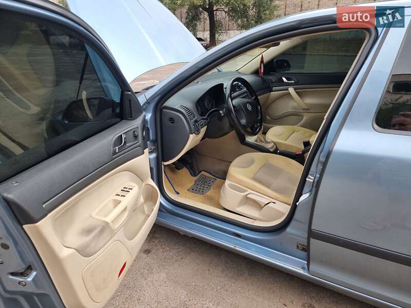 Лифтбек Skoda Octavia 2007 в Запорожье