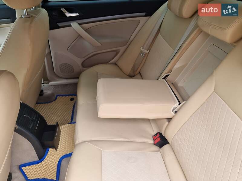 Лифтбек Skoda Octavia 2007 в Запорожье