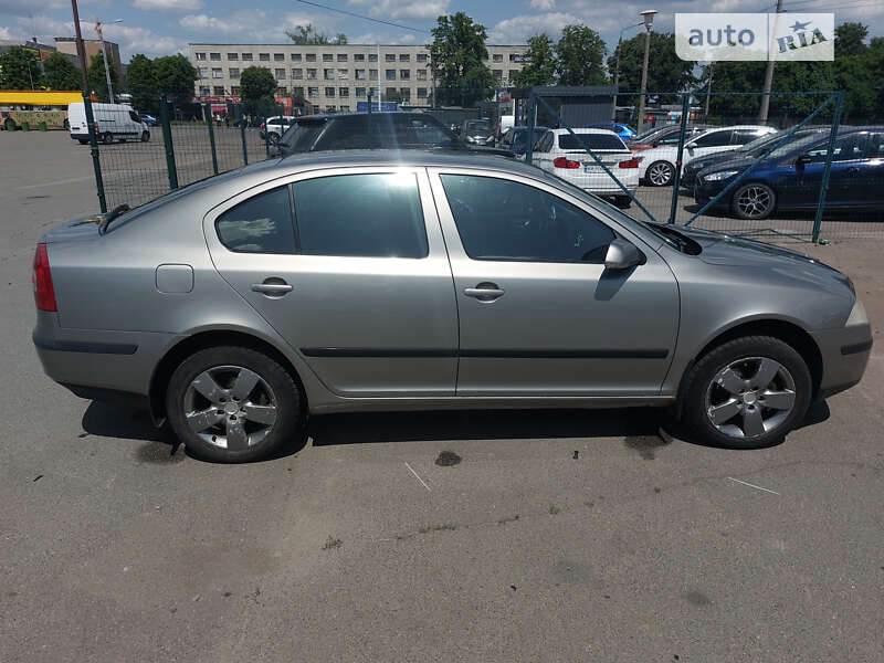 Ліфтбек Skoda Octavia 2007 в Києві