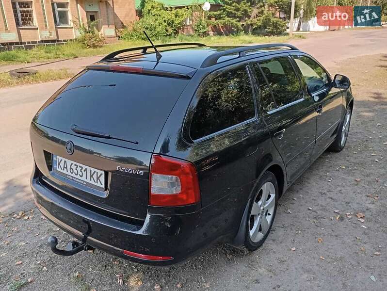 Универсал Skoda Octavia 2011 в Борзне