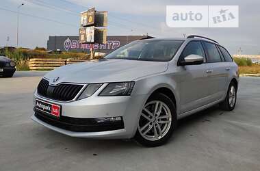 Универсал Skoda Octavia 2017 в Львове