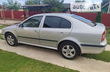 Ліфтбек Skoda Octavia 2002 в Болехові