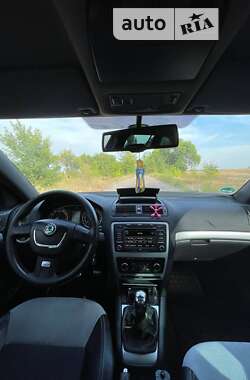 Универсал Skoda Octavia 2010 в 