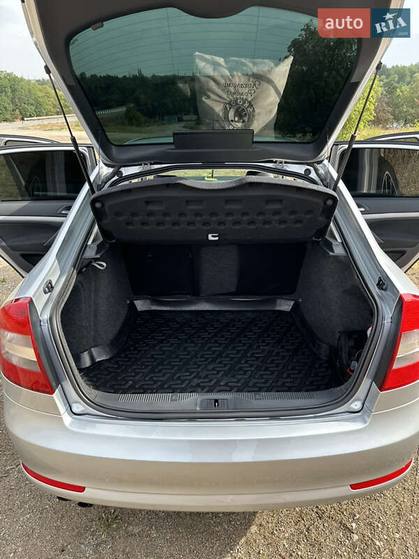 Лифтбек Skoda Octavia 2012 в Кропивницком