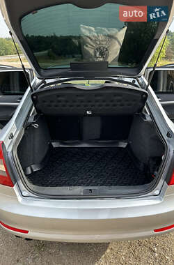 Лифтбек Skoda Octavia 2012 в 