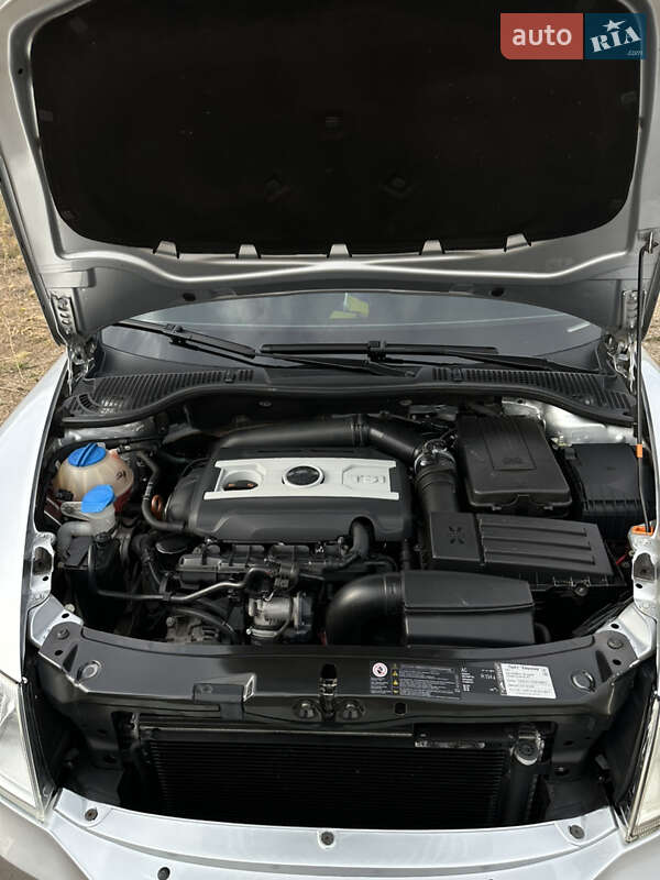 Лифтбек Skoda Octavia 2012 в Кропивницком