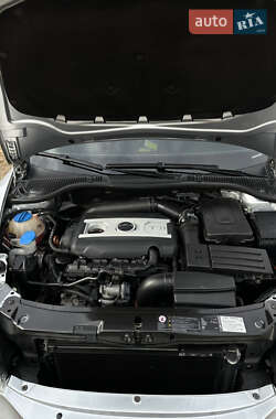 Лифтбек Skoda Octavia 2012 в 