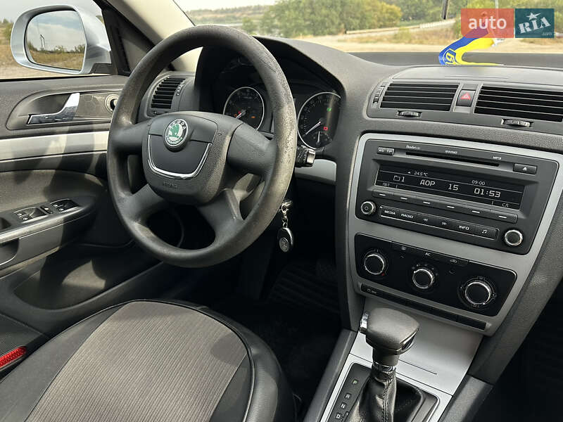 Лифтбек Skoda Octavia 2012 в Кропивницком