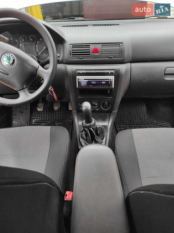 Лифтбек Skoda Octavia 2007 в Львове