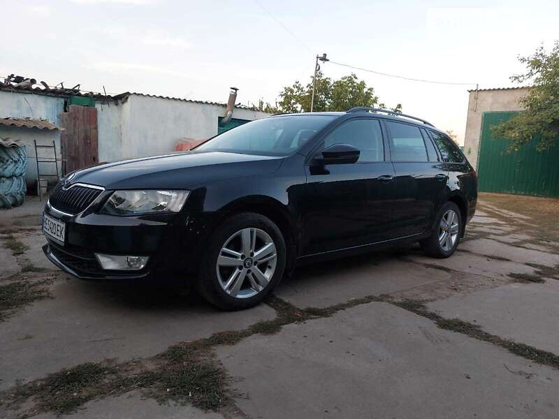 Універсал Skoda Octavia 2015 в Миколаєві