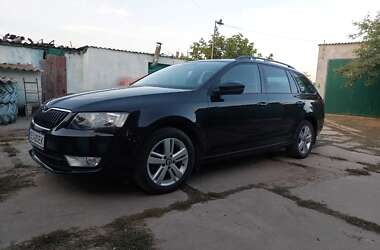 Универсал Skoda Octavia 2015 в Николаеве