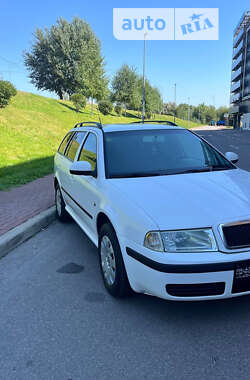 Універсал Skoda Octavia 2009 в Києві