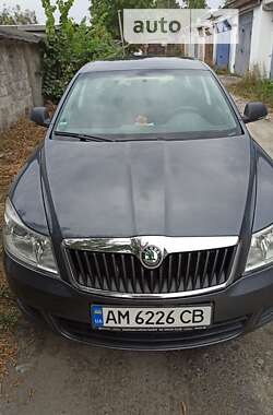 Універсал Skoda Octavia 2010 в Звягелі