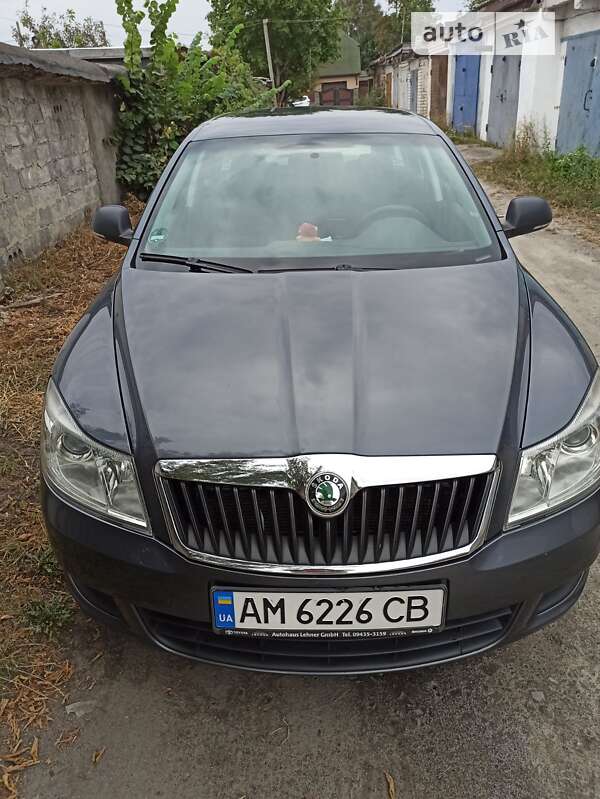 Универсал Skoda Octavia 2010 в Звягеле