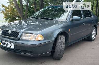 Лифтбек Skoda Octavia 2000 в Днепре