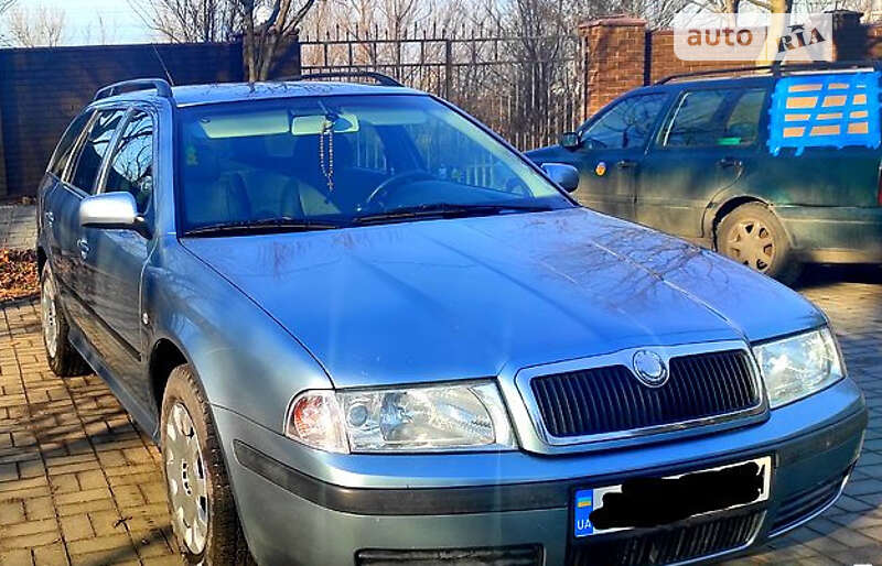 Універсал Skoda Octavia 2003 в Новомосковську