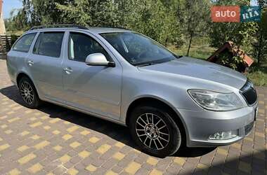 Універсал Skoda Octavia 2010 в 